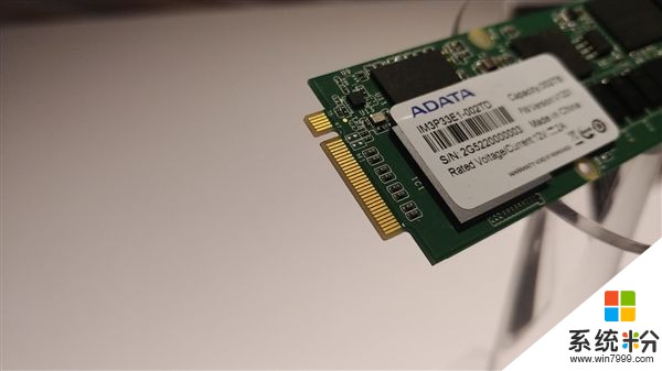 威剛首秀M.3 SSD：單路服務器集成36塊288TB！(2)