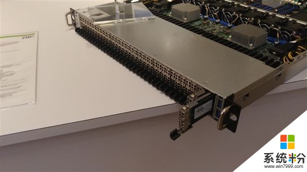 威剛首秀M.3 SSD：單路服務器集成36塊288TB！(9)