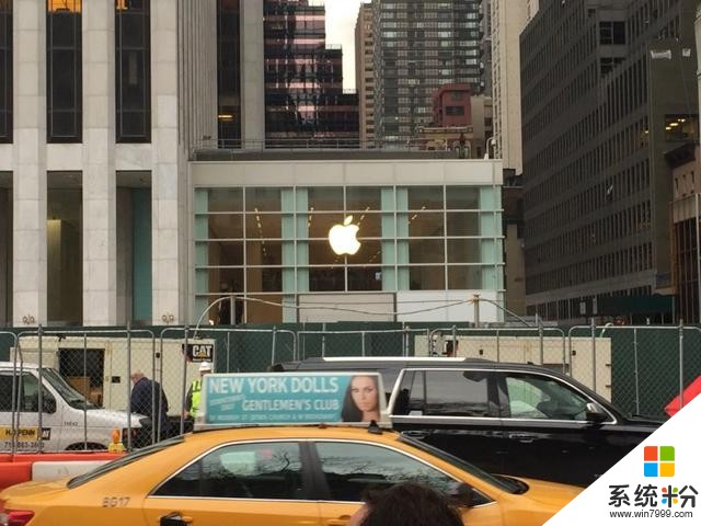 苹果与微软纽约旗舰店大PK(2)