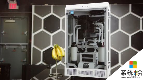 外媒评选5大超强PC机箱：空天航母造型惊艳(5)