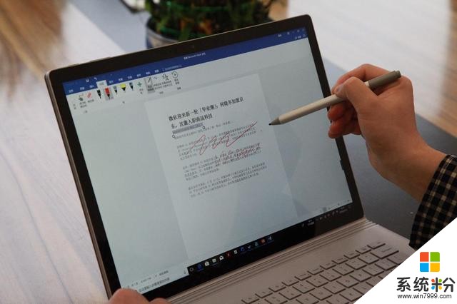笔记本也能“吃鸡”？微软Surface Book 2开箱实测 办公游戏双优(9)