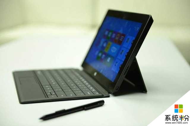 微软推出廉价版Surface Book 上市仅1天增长千元(1)