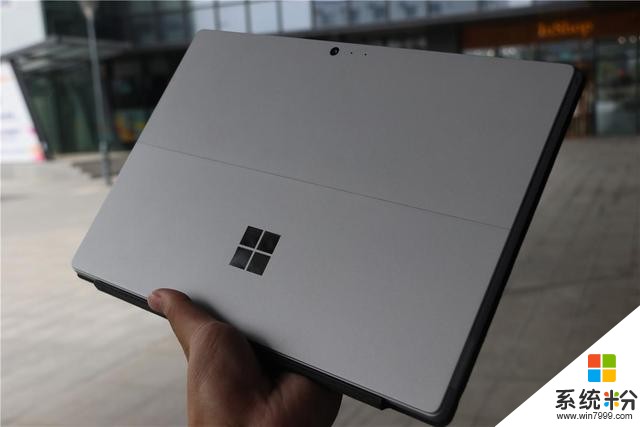 威胁到苹果MacBook的便携笔记本，微软Surface Pro 5究竟如何？(2)