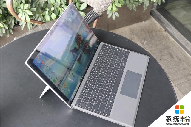 威胁到苹果MacBook的便携笔记本，微软Surface Pro 5究竟如何？(3)