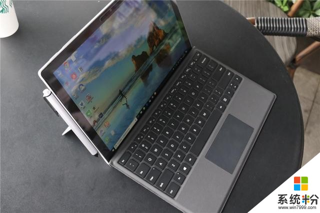 威胁到苹果MacBook的便携笔记本，微软Surface Pro 5究竟如何？(9)
