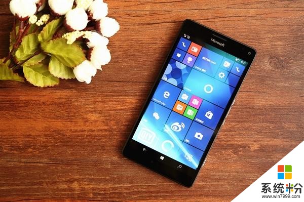 Lumia 950 XL成功运行Win10 ARM系统：下一步搞定exe(1)