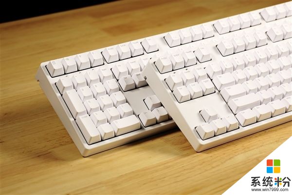 ikbc左手鍵盤全新上市：左側是小數字鍵盤和方向鍵(3)