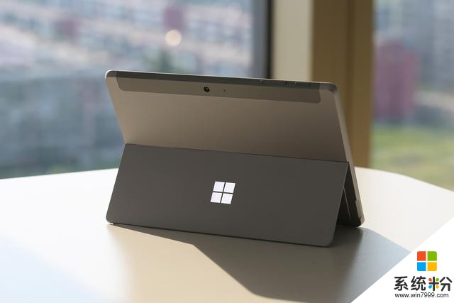 微软Surface Go上手图赏：更轻薄便携，堪称移动办公利器！(8)
