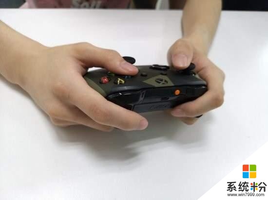 微软Xbox One“丛林武力”手柄开售 价格469元超炫酷(8)