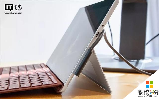 曝微软Surface Go原计划采用ARM芯片，英特尔强势介入(1)