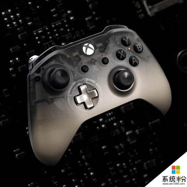 英姿飒爽的Xbox One透明幻影黑手柄登陆国行：499元(1)