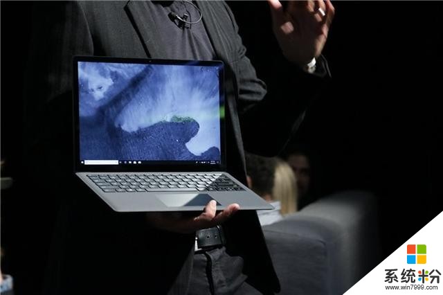 微軟式牙膏？Surfece Pro 6, Surface Laptop 2發布！(5)