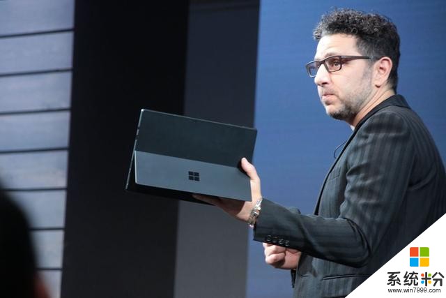 微软更新 Surface 产品线：除了更强的电脑，还有无线降噪耳机(2)