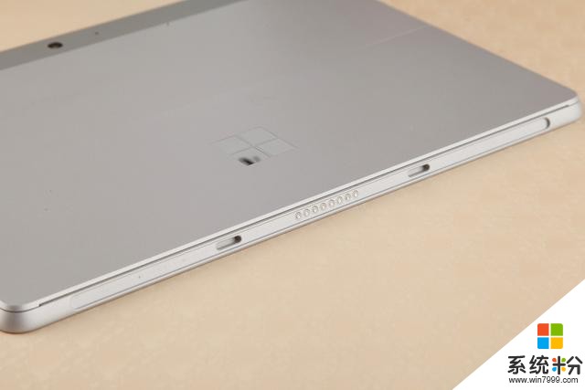 极具性价比专为学生打造 微软Surface Go套装开箱(13)