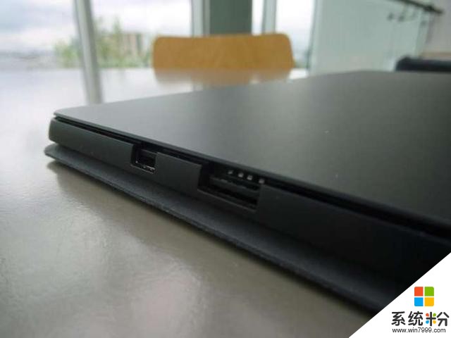 微软Surface Pro 6评测：轻巧便携的混合设计！(3)