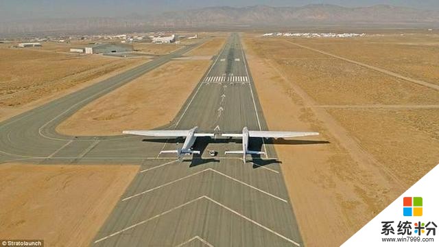 微軟創始人的“遺產”：世界上最大飛機完成首飛(3)