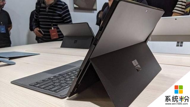 微软SurfacePro7真机上手图赏：国行5788元起(11)