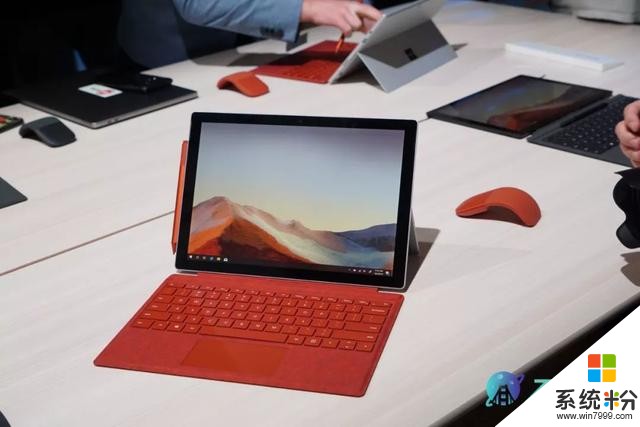 软粉集结微软居然出了款折叠屏手机，超薄平板和Surface全线更新(31)