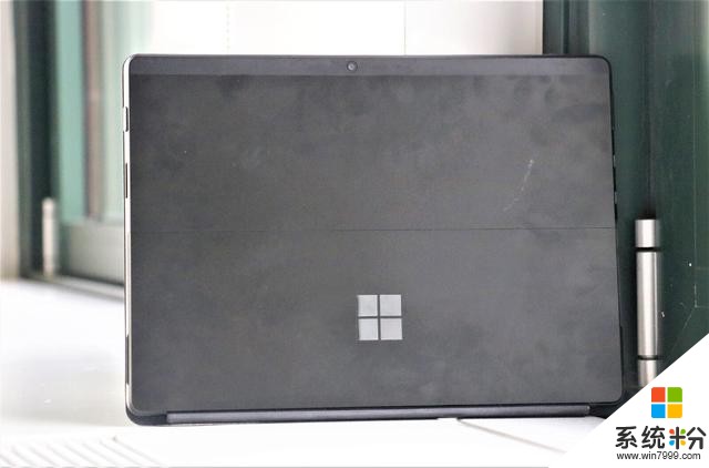 微软最新SurfaceProX平板电脑评测：华丽优雅的PC平板2合1(14)