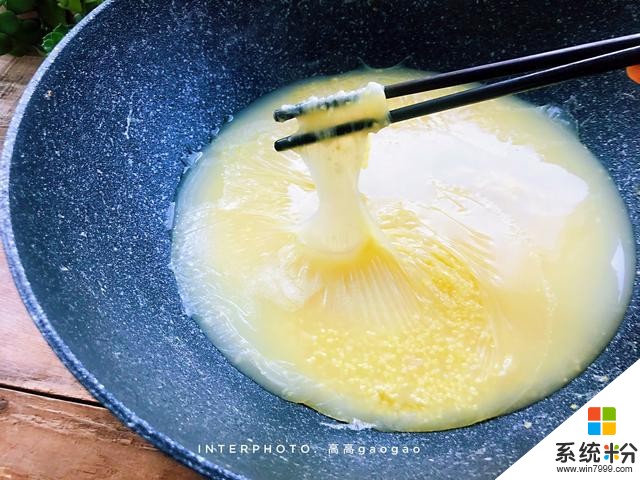 老媽熬製了幾十年的小米粥，輕鬆熬出小米油，方法簡單實用還滋補(1)
