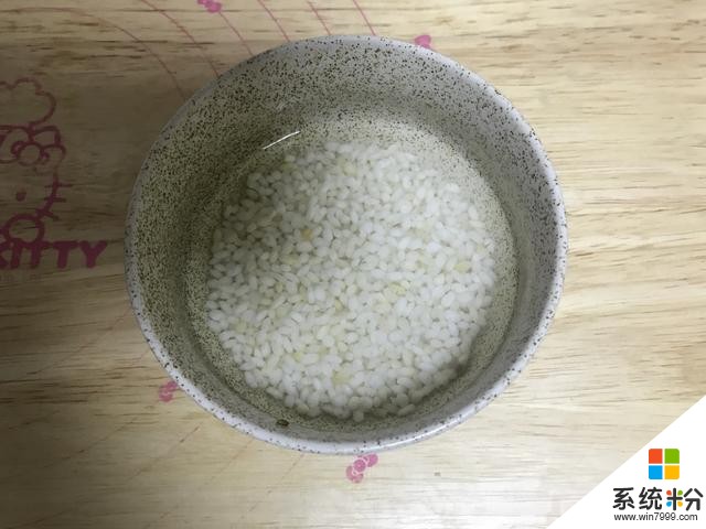 老媽熬製了幾十年的小米粥，輕鬆熬出小米油，方法簡單實用還滋補(4)