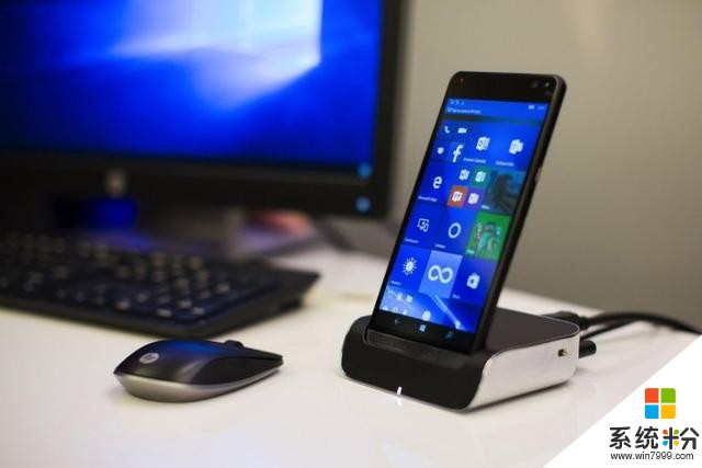 微软为Windows10设备设计的iPhone底座获得专利(1)
