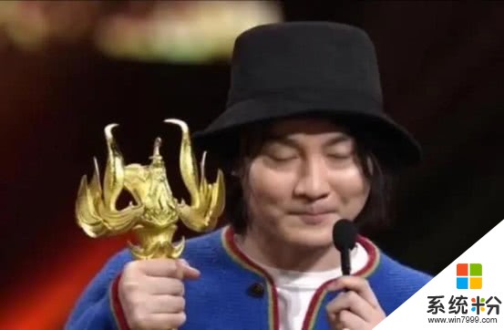王者荣耀颁奖典礼，张大仙获得最受欢迎主播奖，获奖感言也很暖心(6)