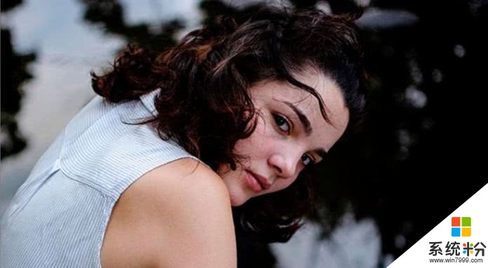 妮蔻西班牙语配音员去世，网友追悼：她才21岁啊，愿逝者安息(3)