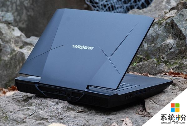 Eurocom怪兽笔记本可选28TB硬盘：五块SSD、一万美元(4)