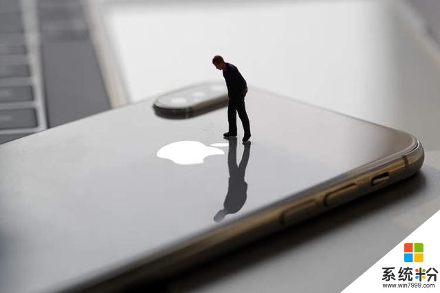 苹果同意和解！旧款iPhone的“降速门”或将以5亿美元画上句号(3)