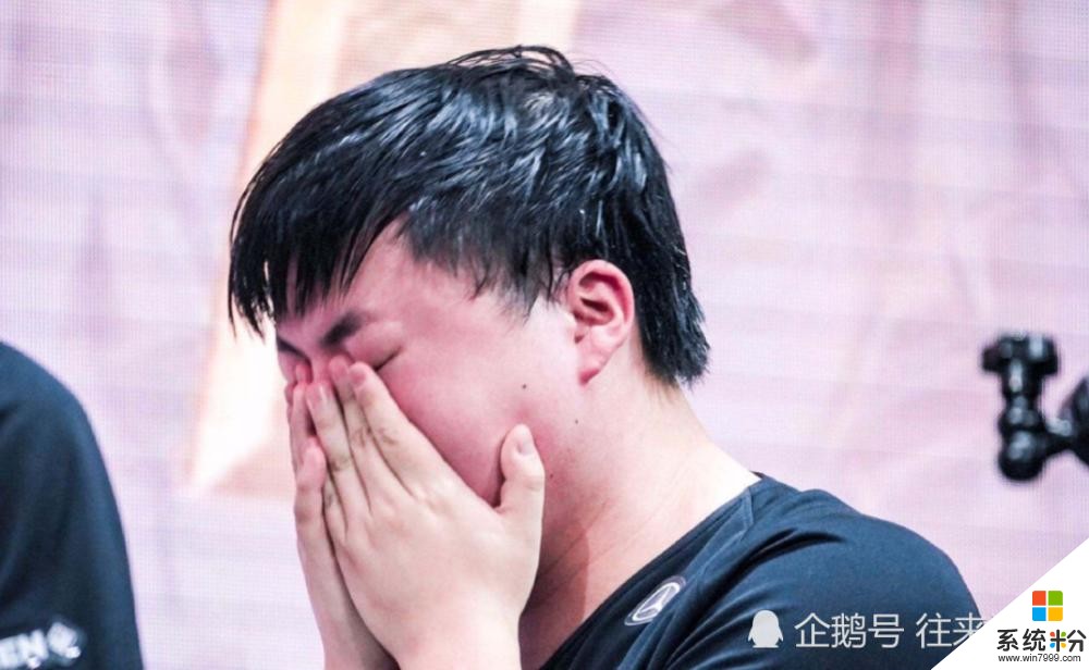 S9失利被罵後，uzi再登上微博熱搜？網友：這次真退役了？(5)