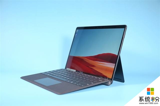 微软满分颜值SurfaceProX评测：最强ARM架构战未来