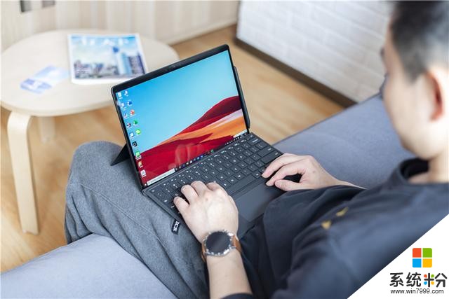 微软SurfaceProX测评：为什么说这是一款具有未来感的笔记本？(22)