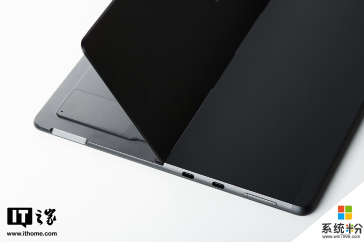 【IT之家開箱】微軟Surface Pro X圖賞：纖薄典雅，輕巧暢連(6)