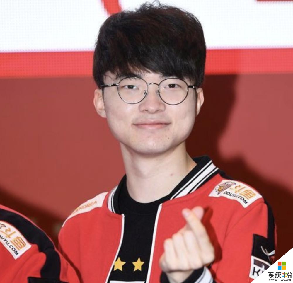 LOL季中杯：揭幕战FPX对战T1，冠军中单硬币哥对阵魔王Faker！(3)