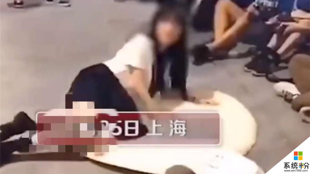 Jk女主公开道歉，网上流传全是偷拍，看完正机位照片，网友：太无耻(2)