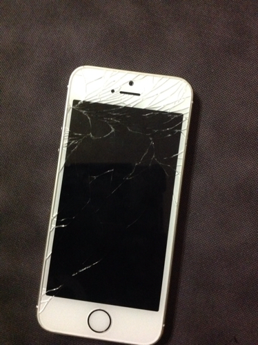 求大神解答iphone5换个外屏玻璃多少钱