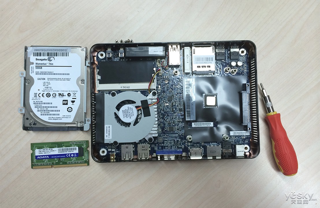 海尔云悦mini2AS怎么安装500G硬盘