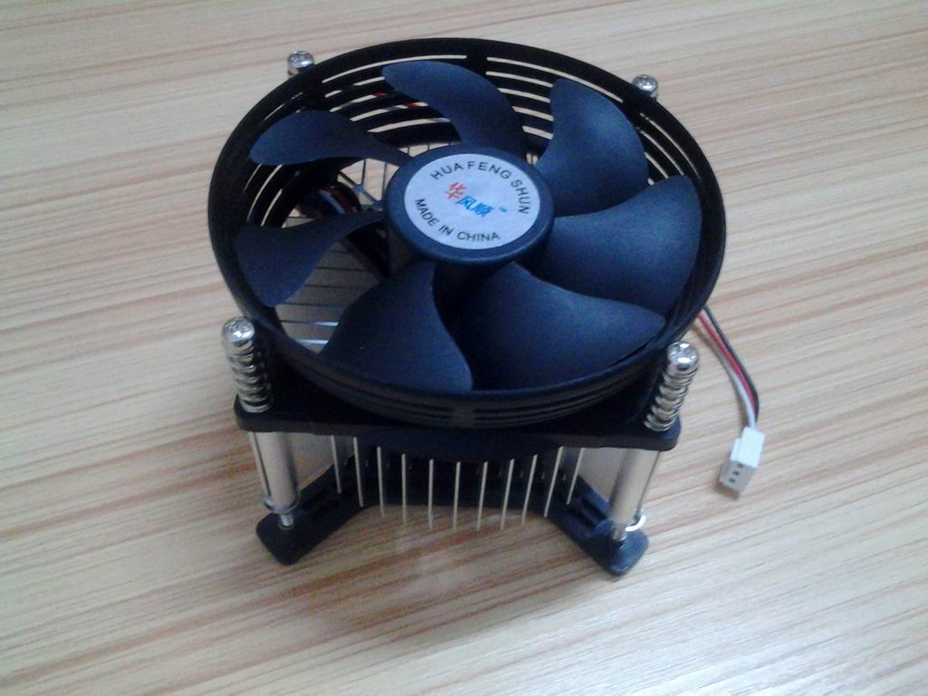 电脑散热器风扇不动怎样解决?