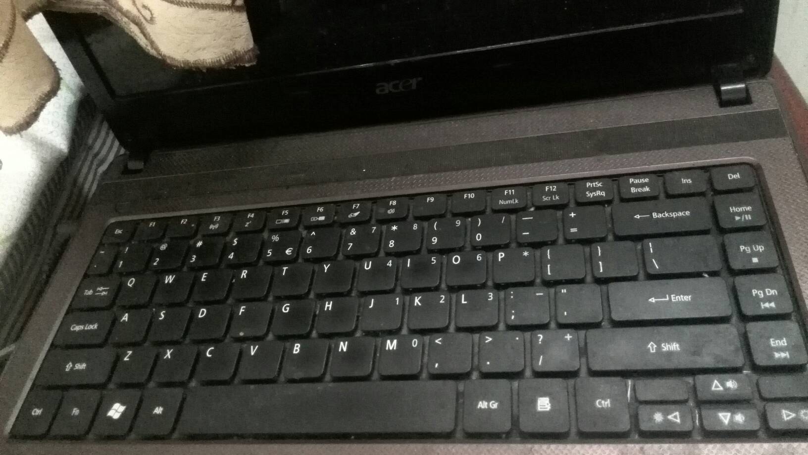 哪位清楚acer筆記本電腦鍵盤壞了怎麼辦