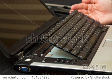 誰來說說筆記本電腦鍵盤如何拆下