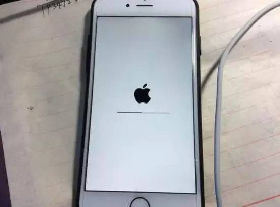 请问iphone5白苹果什么意思