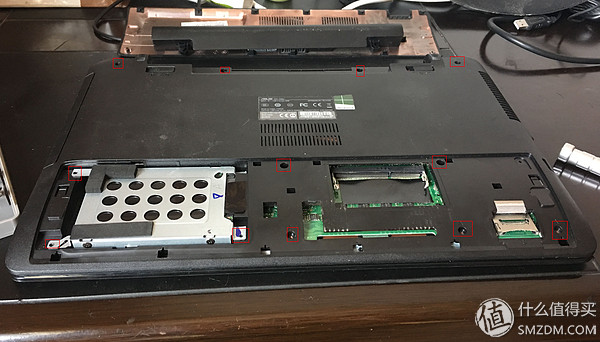 問下華碩筆記本x550c光驅蓋怎麼拆