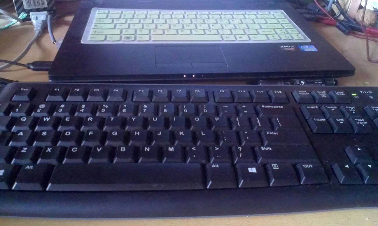 誰知道筆記本電腦如何安裝外接鍵盤