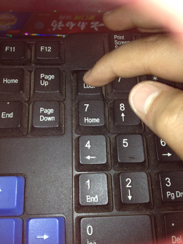 电脑键盘中的数字按键不能用是什么原因？