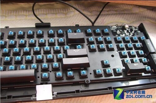 哪位知道机械键盘钢板有什么用