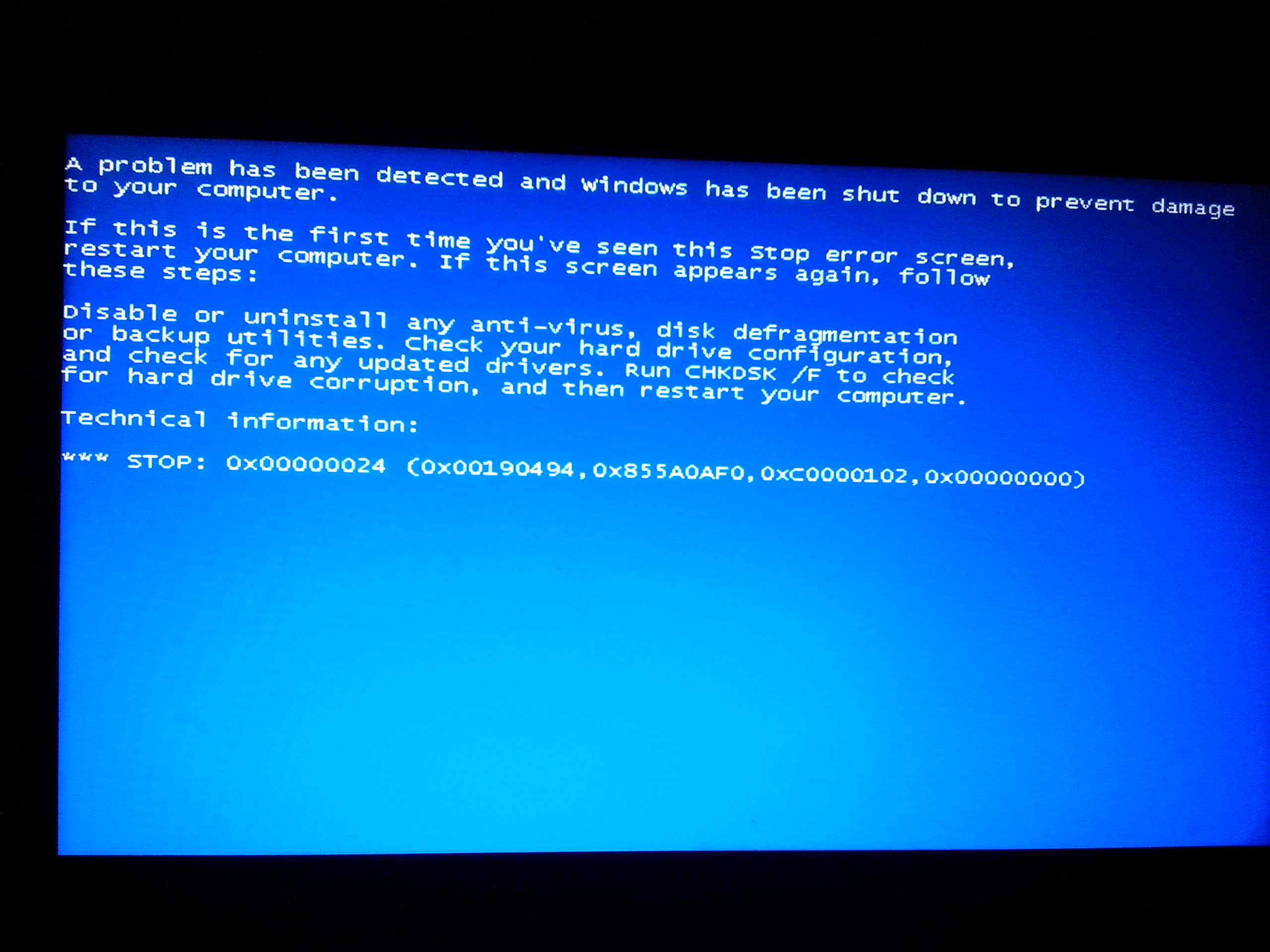 电脑开机时提示在更新，然后就蓝屏了，0000006B