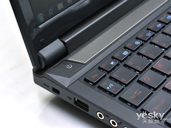 机械师笔记本F117 GTX1060的显卡 8000块钱值吗？