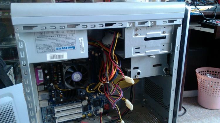 谁知道如何维修电脑主机