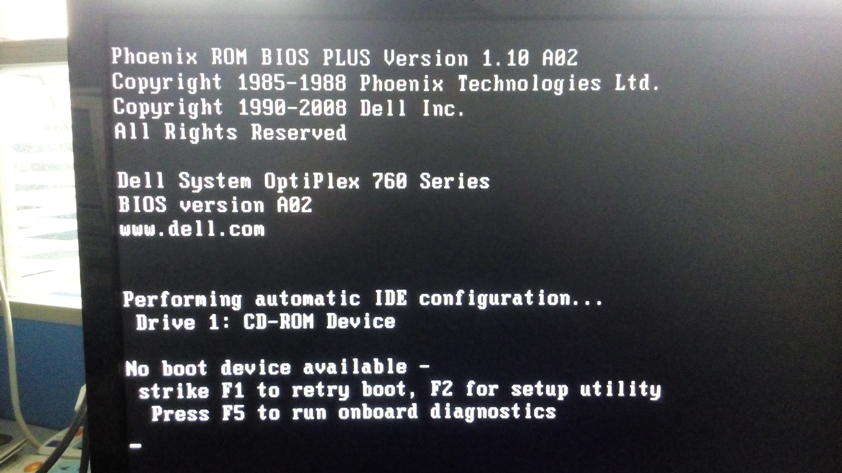 我想知道电脑硬盘坏了还能开机吗